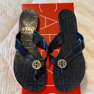Tory Burch patent leather navy sandals. Size 5.